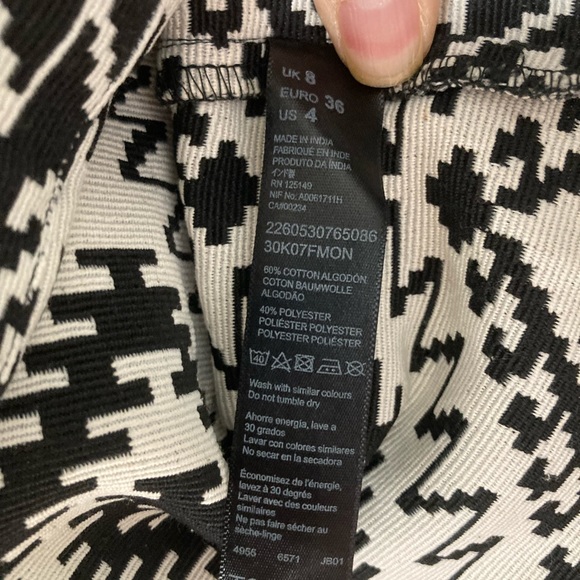 Topshop Tall Black and White Aztec Woven Skirt - Picture 4 of 8